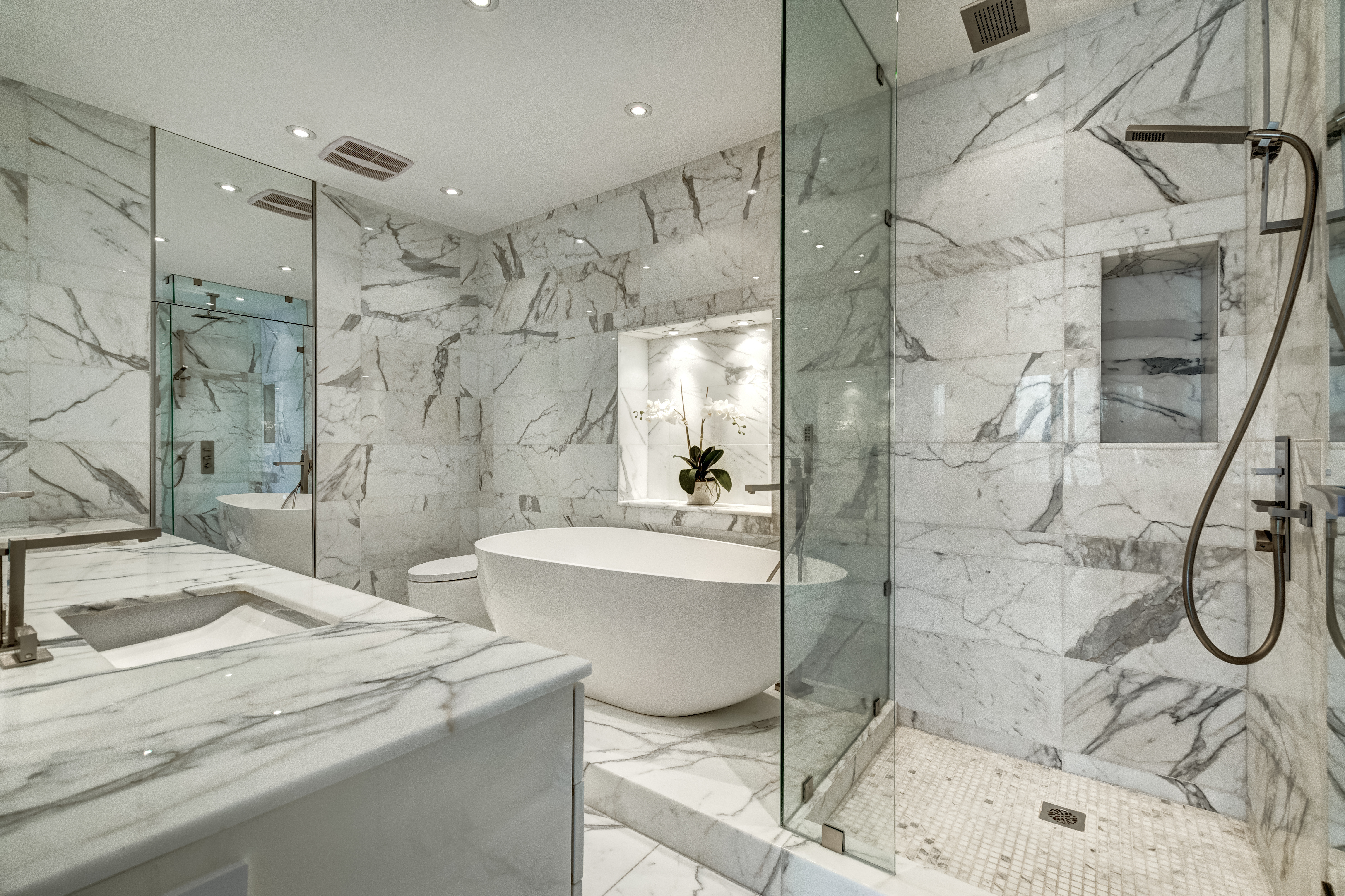 Rénovation de salle de bain moderne